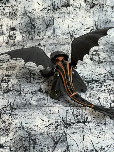 Dreamworks Dragons, Toothless and Hiccup, Dragon with Armored Viking ...