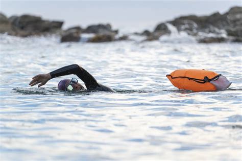 The Best Open Water Swim Buoys For Swimming Safely And With Confidence