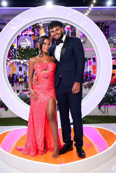 Love Island USAs Amaya and Bryan Make Things Exclusive in Season 7 Finale