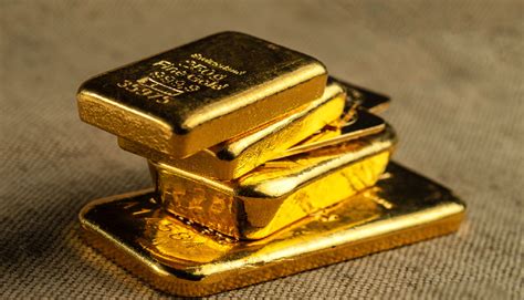 Gold Prices Muted As Investors Eye Fed Inflation Data Amwal Al Ghad