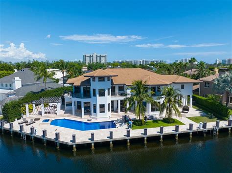 Lionel Messi's $17 Million Miami Pad is Fit for Football Royalty | Man ...