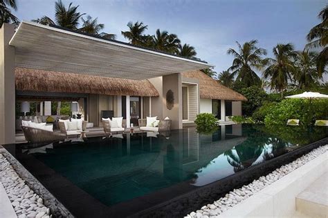 11 of the Best Luxury Escapes Maldives in 2023 | Global Munchkins