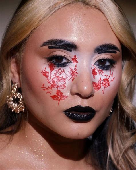 Reem Kenza Makeup Skincare On Instagram Inspo Guccibeauty Bloom