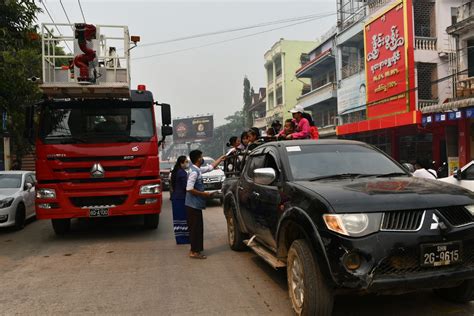 တာချီလိတ်မြို့၌ နယ်စပ်ဖြတ်ကျော် မီးခိုးငွေ့များကြောင့် လေထုညစ်ညမ်းမှုဖြစ်ပေါ် Myanmar Digital News