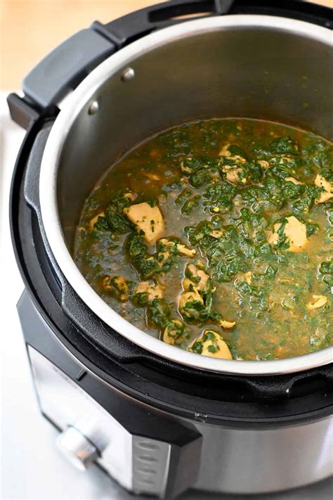 Chicken Saag Recipe Easy Healthy And Delicious