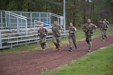 From Left To Right U S Army Pfc Joshua Payne From NARA DVIDS