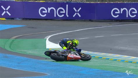 Rossi Crash Motogp Lajumotor