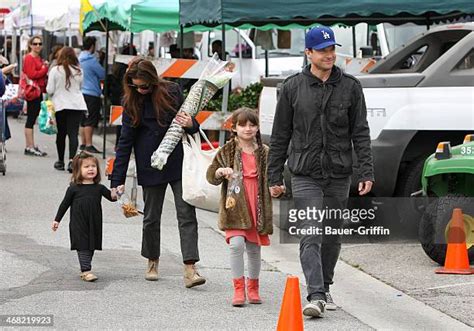 Jason Bateman Daughters Photos And Premium High Res Pictures Getty Images