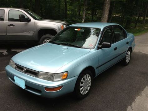 Sell Used 1995 Toyota Corolla Dx Sedan 4 Door 18l In Temple New