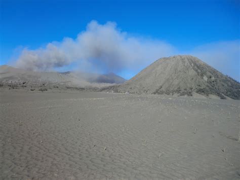 Lautan Pasir Gunung Bromo Timur Belambangan™