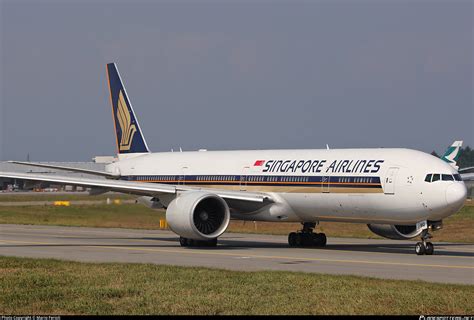 9V SWQ Singapore Airlines Boeing 777 312ER Photo By Mario Ferioli ID