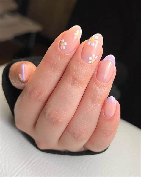 Floral Nail Design Ideas For Spring Sumer