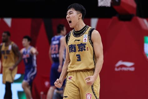 杨皓喆砍下生涯新高20分 成第7位单场20的2020级选秀球员 直播吧zhibo8cc