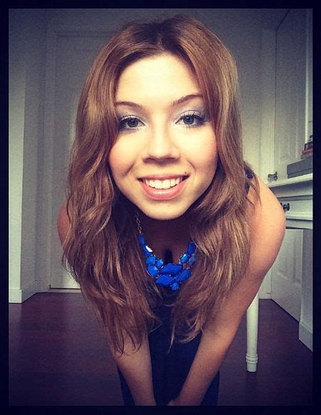 Jennette Mccurdy Looked So Beautiful Showing Off Her Pastel Eyeshadow