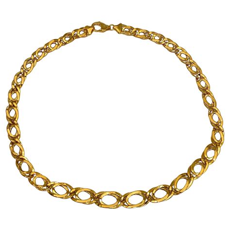 18 Karat Yellow Gold Italian Graduated Curb Link Chain Necklace At