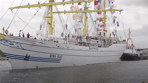 Kri Bima Suci Unjuk Gigi Di Hanse Sail Rostock Dw