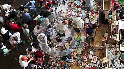 Vista Del Mercato Delle Pulci Di Mercat De Encants Stock Footage