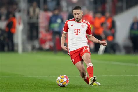 Injury boost for Bayern Munich as Raphaël Guerreiro returns to training