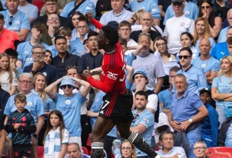 Man United Stun Man City To Win Fa Cup Final