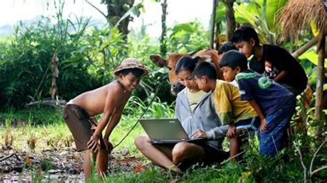 Dampak Positif Dan Negatif Perubahan Sosial Budaya Dalam Bidang Komunikasi