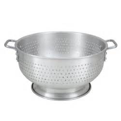 Winco Alo 8bh 8 Qt Aluminum Colander W Base