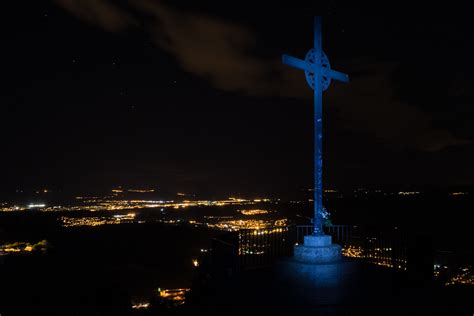 De Nit Des De La Creu De Sant Miquel Ramon Orom Sobreelterreny