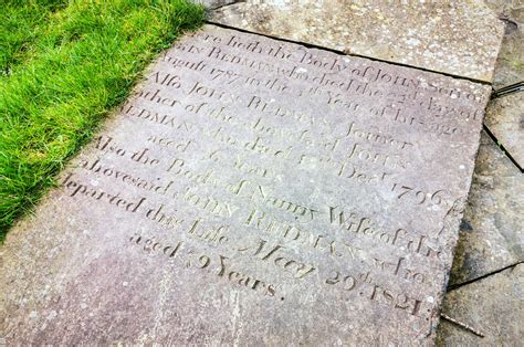 St John The Evangelist S Church Graveyard Leeds How Does T Flickr