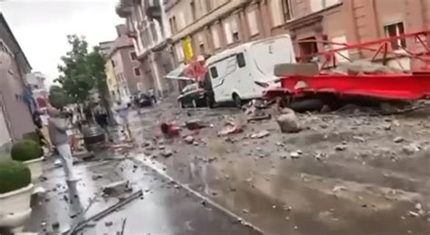 Shikoni Pamjet Nga Zvicra Stuhi Dhe Tornado T Fuqishme Ka T Vdekur