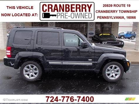 Brilliant Black Crystal Pearl Jeep Liberty Latitude X