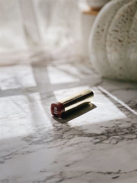 Best Nude Lipstick For Dark Skin XOXOKAYMO