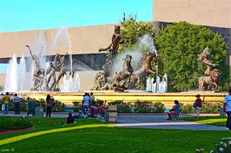 Fin De Semana En La Macroplaza De Monterrey Atractivos Turisticos De