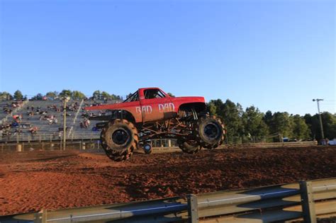 Premier Mega Truck Racing