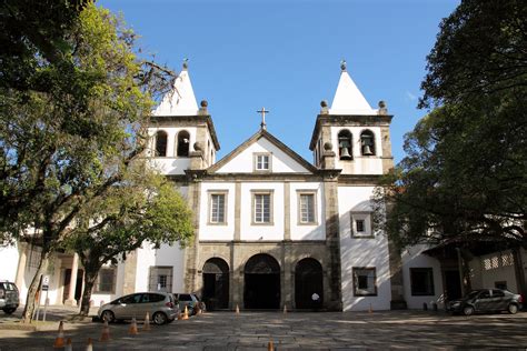 Mosteiro de São Bento no Rio de Janeiro Um espaço para unir tradição