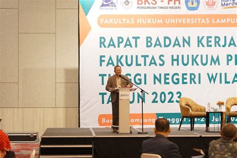 Unila Gelar Seminar Dan Rapat Kerja Sama Dekan Fakultas Hukum PTN