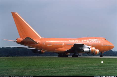 Boeing 747sp 27 Braniff International Airways Aviation Photo