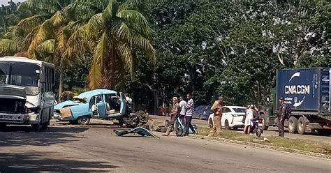 Reportan Aparatoso Accidente De Tránsito En La Habana