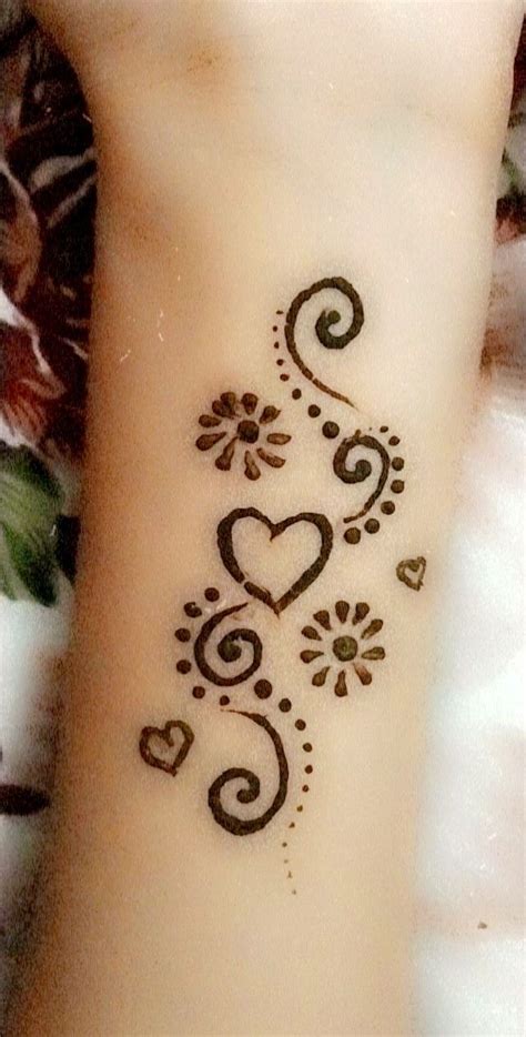 Henna Mehndi Tattoo Small Simple Henna Tattoo Henna Inspired Tattoos Small Henna Tattoos