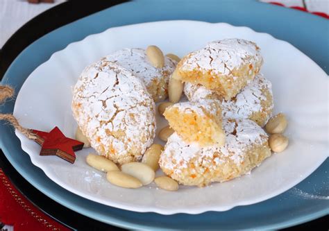 RICCIARELLI FATTI IN CASA VELOCI Biscotti Ricciarelli Alle Mandorle