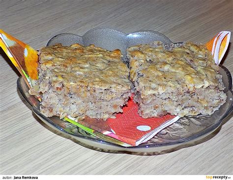 Hrnkové řezy s ovesnými vločkami a jablky recept TopRecepty cz