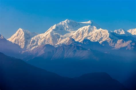 Premium Photo | Kangchenjunga mountain view