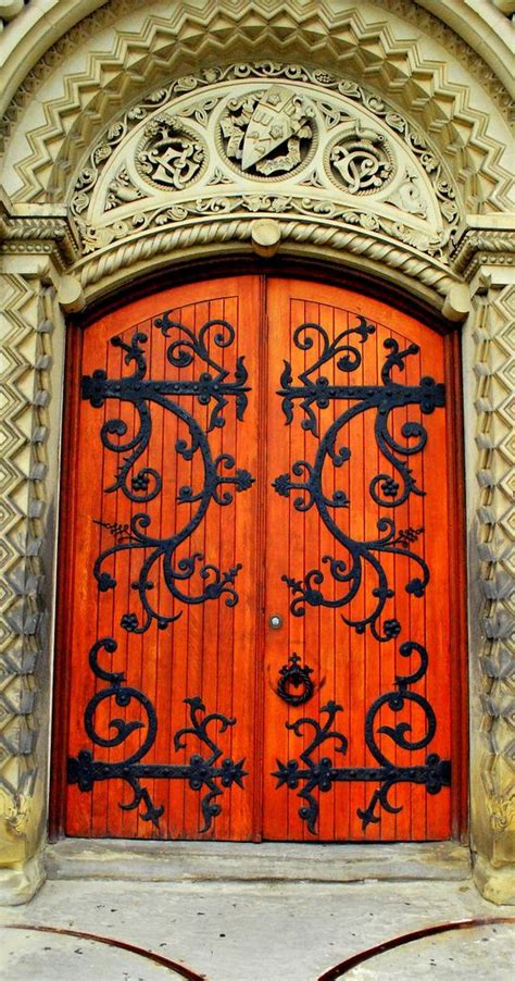 Ornate Door University Of Toronto Gorgeous Doors Unique Doors Old