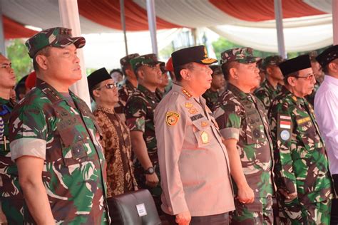 Pangdam Iv Diponegoro Hadiri Peresmian Tugu Perjuangan Kota Pekalongan