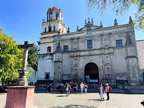 Visiting Coyoacán, Mexico Where Frida Kahlo Lived ⋆ Middle Journey