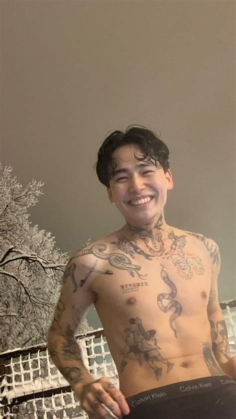 Hot Korean Guys With Tattoos