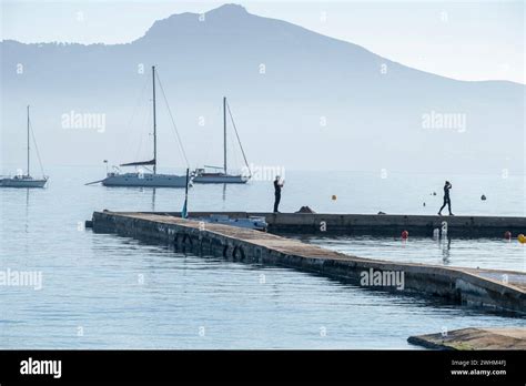 Veleros De Marina Hi Res Stock Photography And Images Alamy