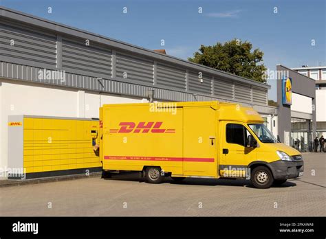 Dhl Delivery Truck Hi Res Stock Photography And Images Alamy