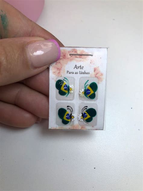 Adesivos Caseiros Para A Copa Polymer Clay Clay Enamel Pins