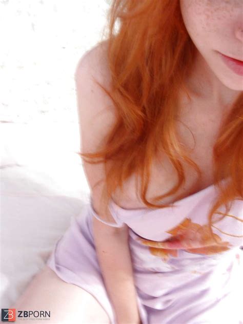 Karolline Ruivinha ZB Porn