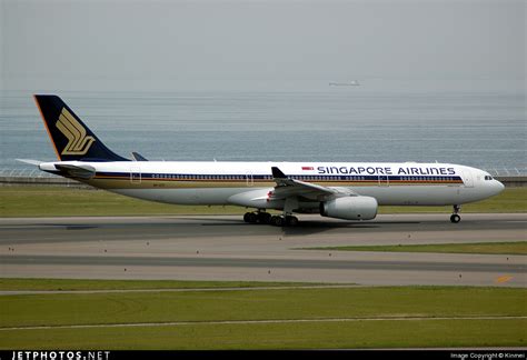 V Stf Airbus A Singapore Airlines Kinmei Jetphotos