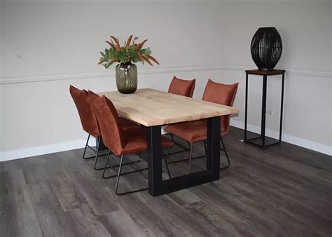 Eettafel Van Massief Eikenhout Met U Poot Voordeeltafels Nl